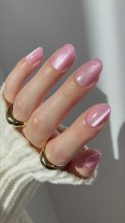 COOL MOM + FREE BRUSH-ON NAIL GLUE